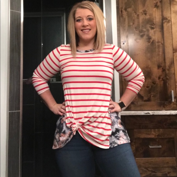 Striped and floral tunic! Size down! - Picture 2 of 2